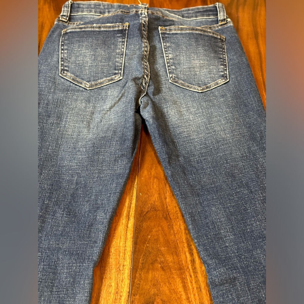 Pistola Distressed Skinny Jeans - Picture 9 of 9